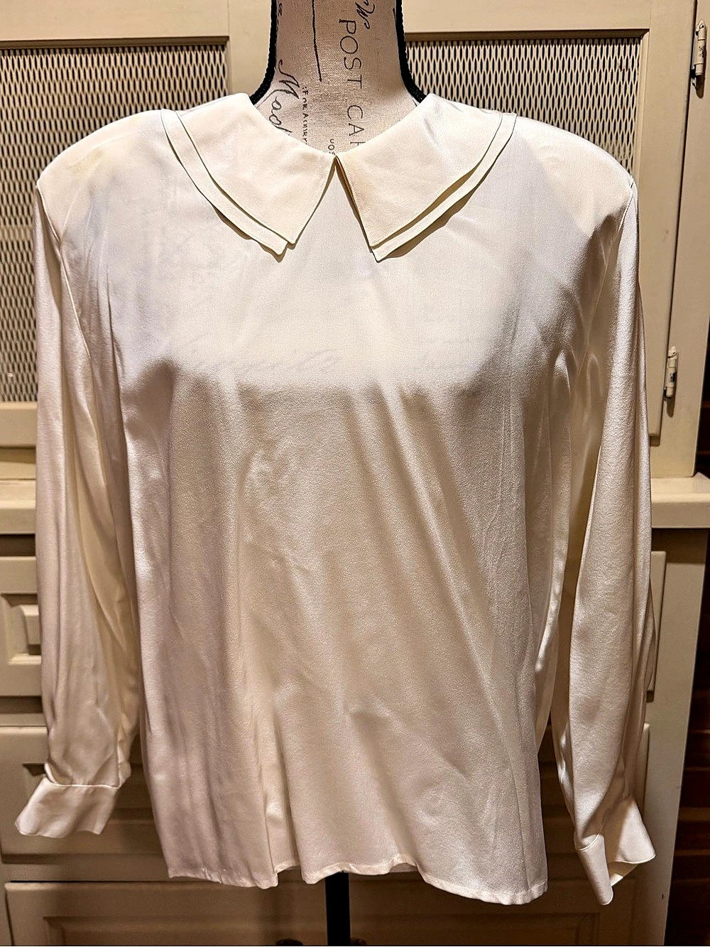 Vintage Bonwit Teller 100% Silk Blouse Size 12 Cream Double Layer Collar